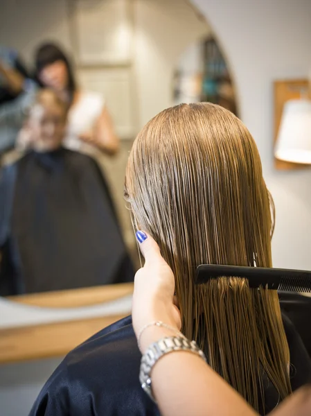 Salon M021 - Luksuzni Frizerski Salon